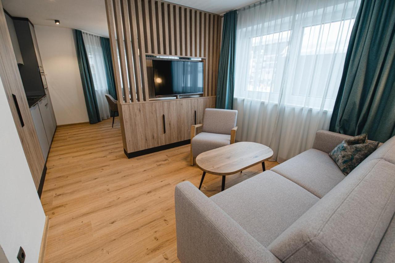 Winkler Apartment
